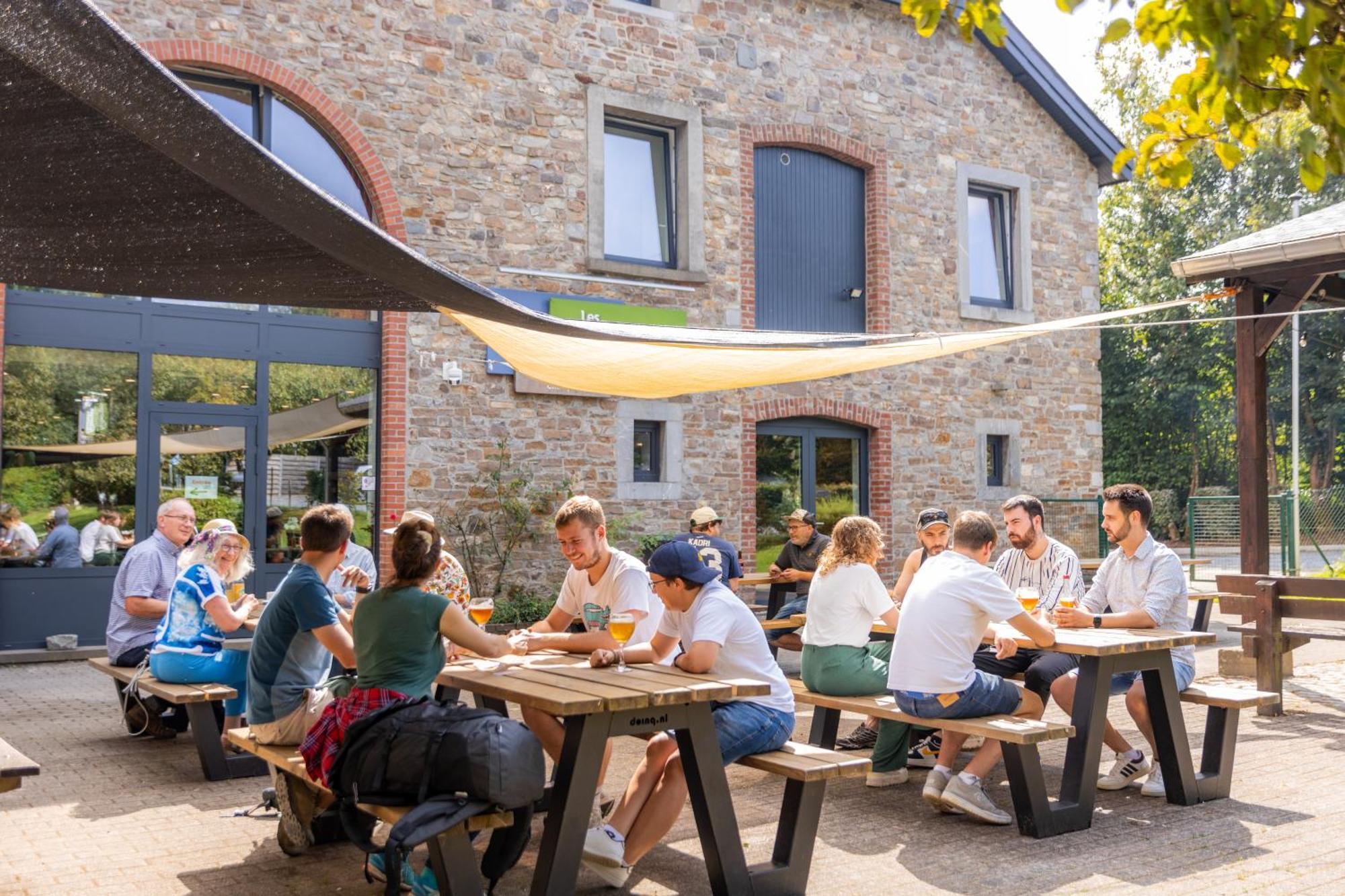 Auberge De Jeunesse De La Roche - Champlon Tenneville Экстерьер фото