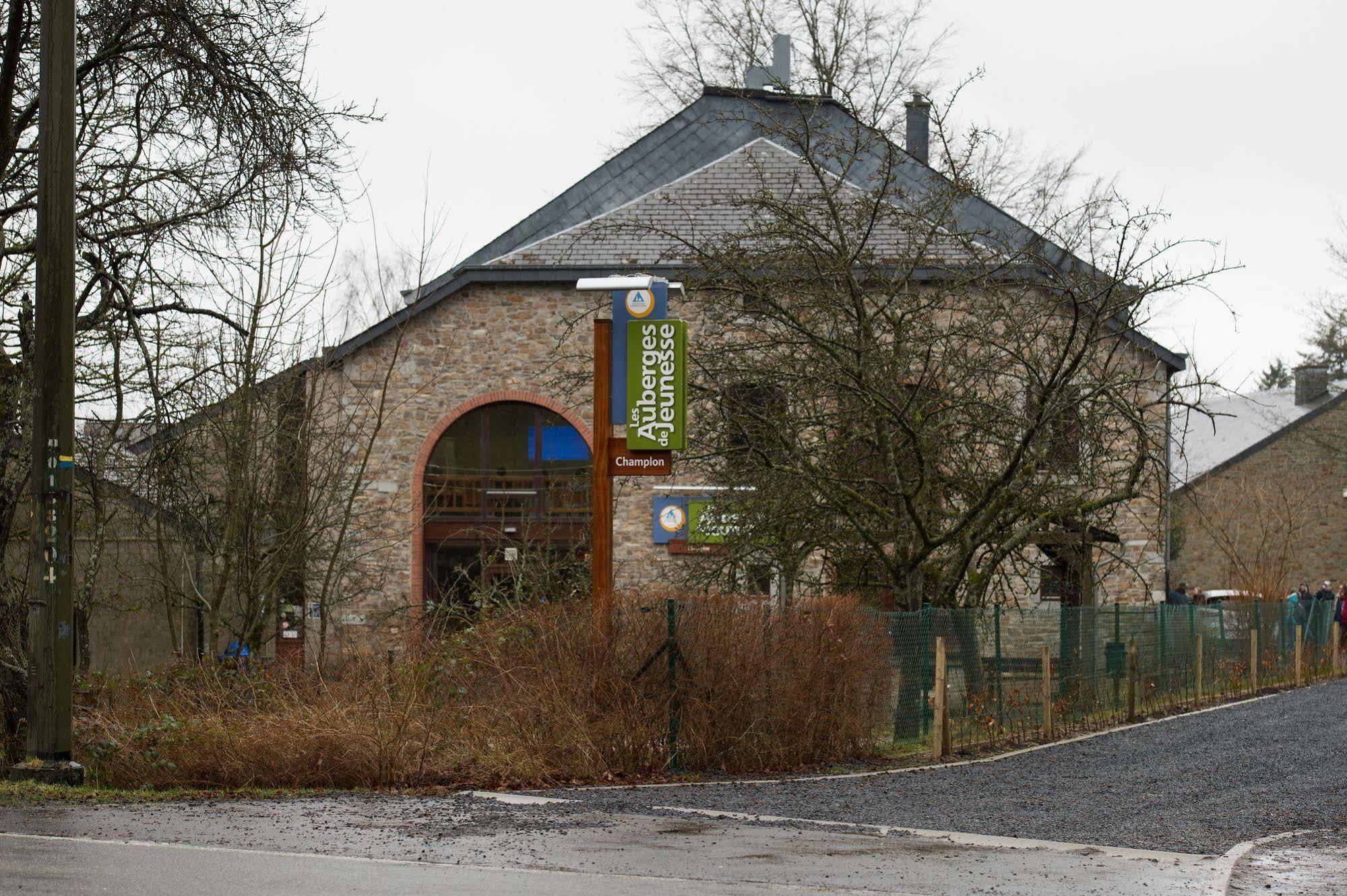 Auberge De Jeunesse De La Roche - Champlon Tenneville Экстерьер фото
